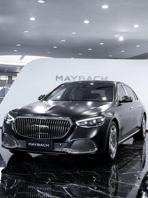 东莞42岚图汽车的售后服务让用户无忧出行，迈巴赫未来的豪华车趋势